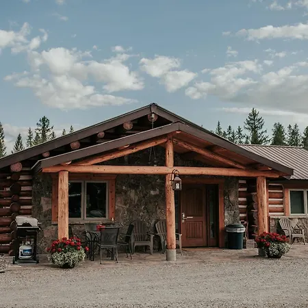 Glacier Homestead Coram Exterior photo