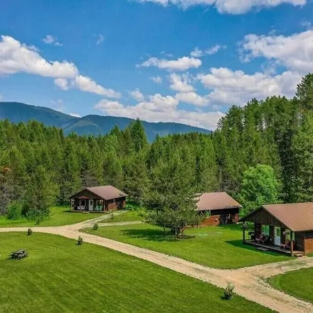 Glacier Homestead Coram Exterior photo