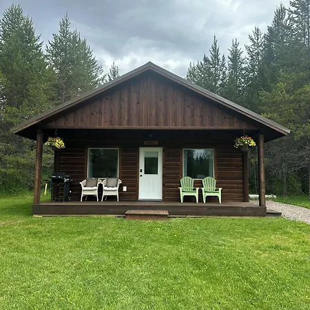 Glacier Homestead Coram Exterior photo