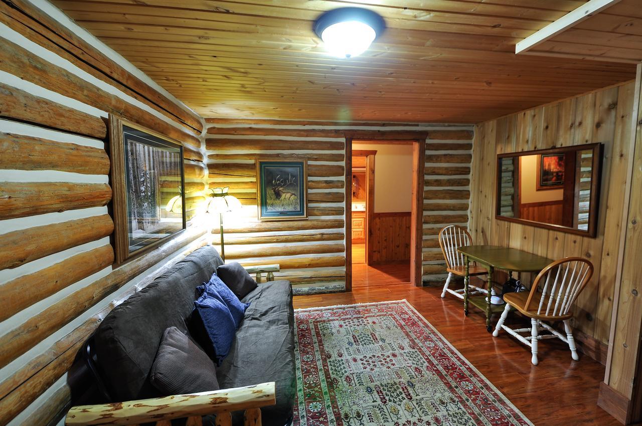 Glacier Homestead * Coram