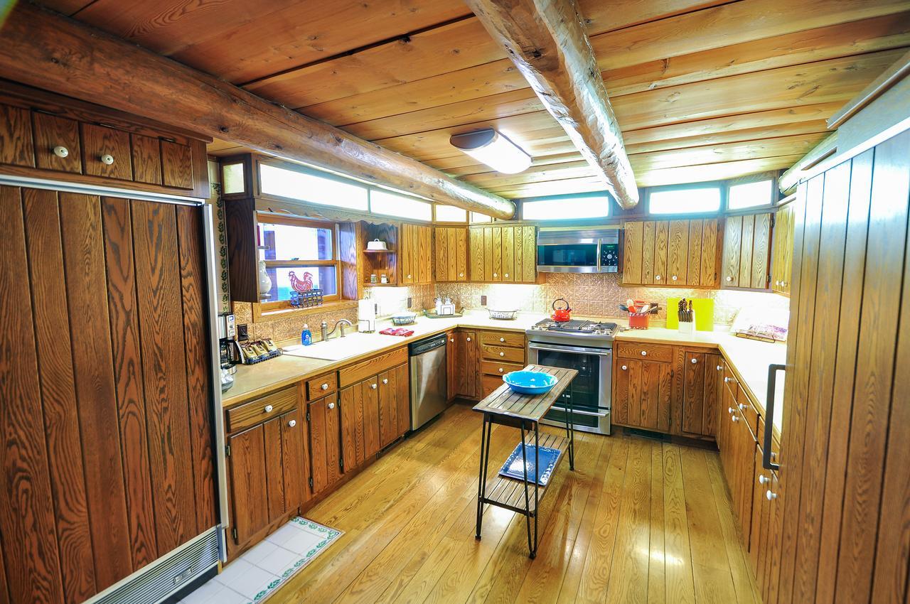 Glacier Homestead * Coram